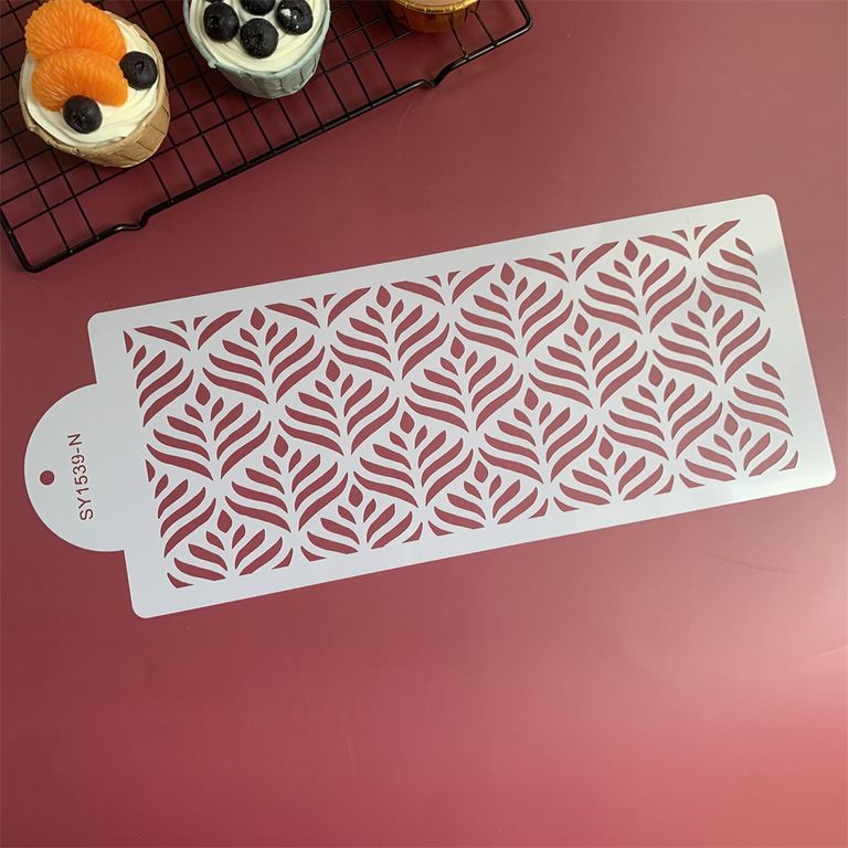 Вырубки с трафаретом